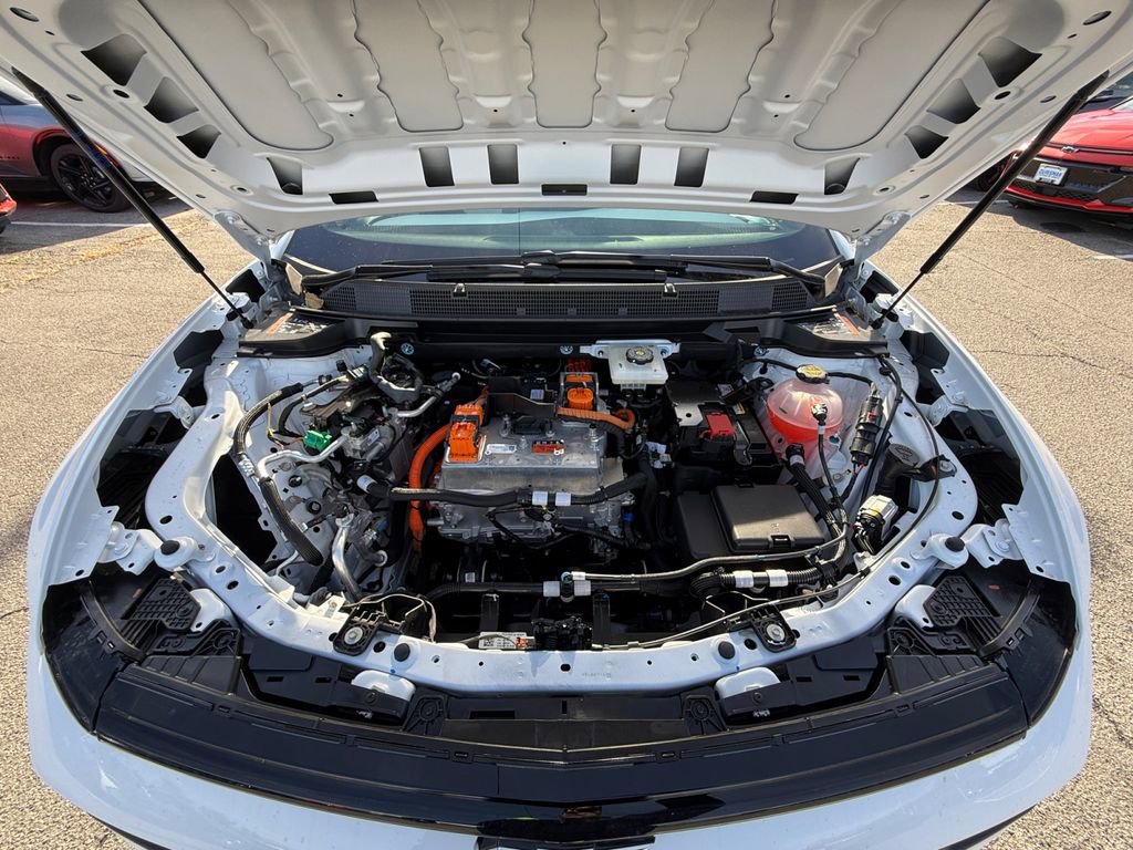 New 2026 Chevrolet Equinox EV LT image 27