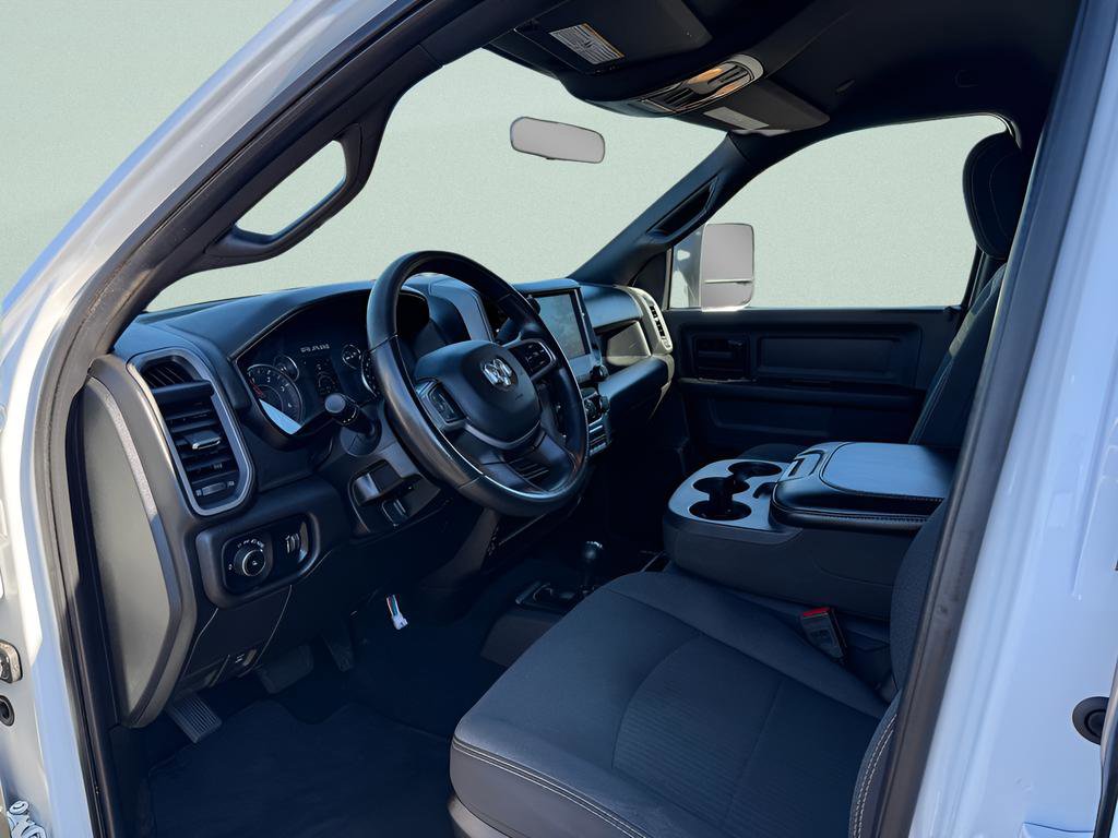 Used 2024 RAM 2500 Tradesman w/ Snow Chief Group AWD/4WD image 4