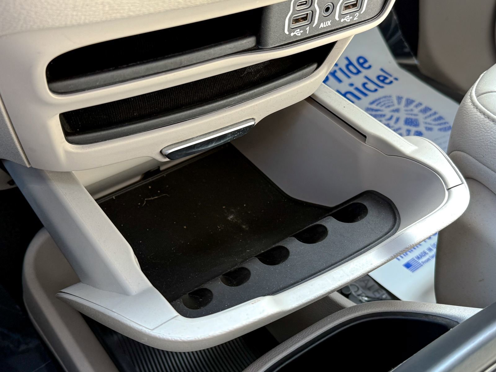 Used 2021 Chrysler Pacifica Touring-L image 26