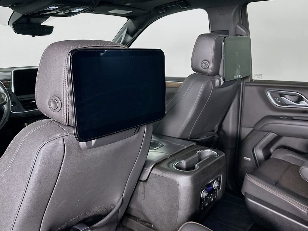 Used 2023 Chevrolet Tahoe High Country w/ Premium Package 2 AWD/4WD image 22