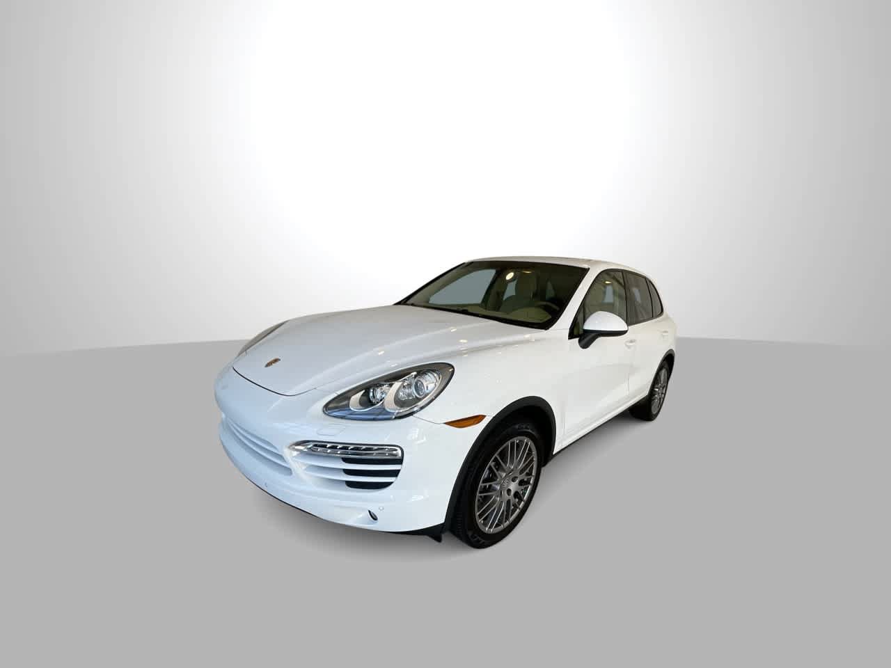 Used 2013 Porsche Cayenne AWD/4WD image 4