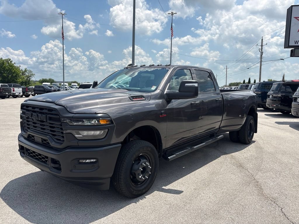 New 2026 RAM 3500 Tradesman AWD/4WD image 30