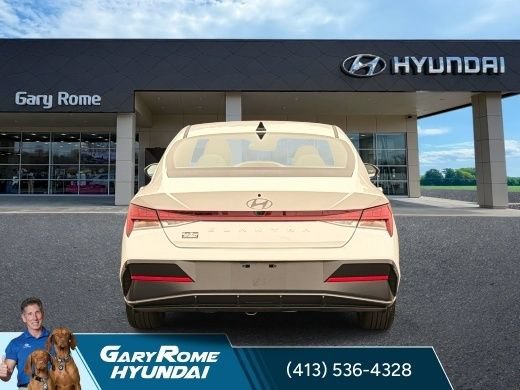 Certified 2024 Hyundai Elantra SEL w/ Convenience Package FWD image 12