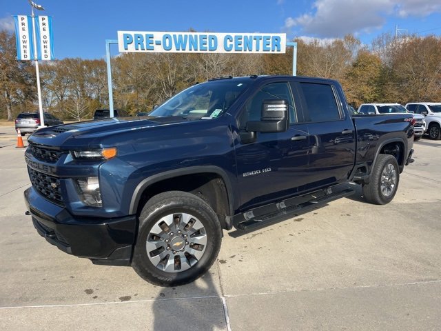 Used 2023 Chevrolet Silverado 2500 Custom w/ Custom Convenience Package image 2