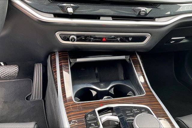 Used 2026 BMW X7 xDrive40i image 25