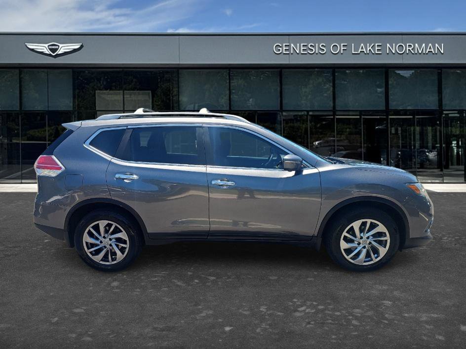 Used 2015 Nissan Rogue SL w/ SL Premium Package AWD/4WD image 4