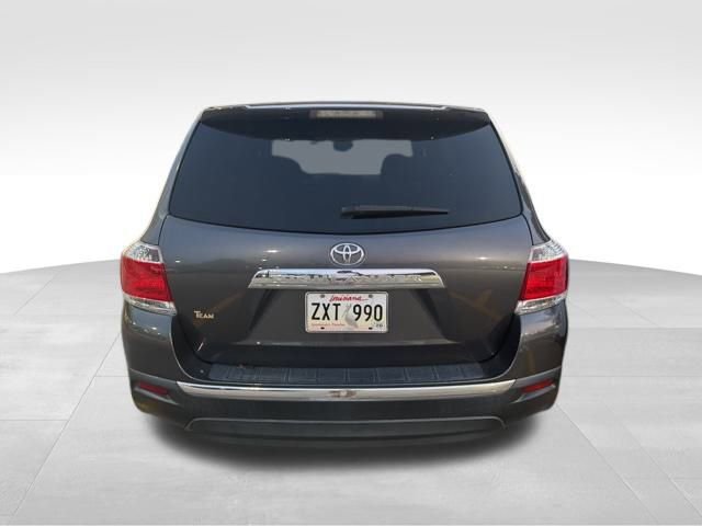 Used 2013 Toyota Highlander Plus image 6