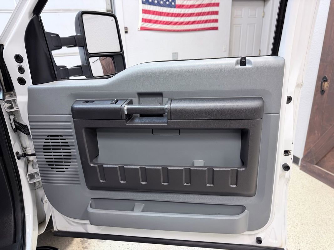 Used 2012 Ford F550 4x4 Crew Cab Super Duty w/ Payload Upgrade Pkg image 29