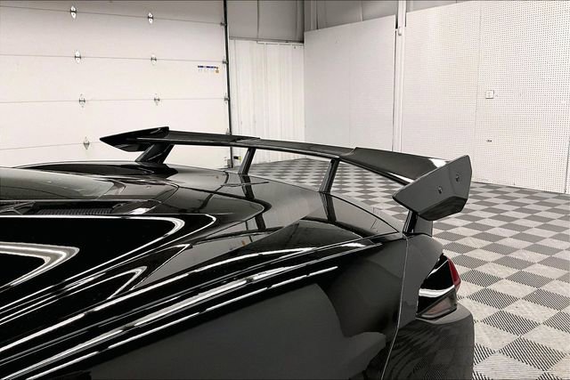 Used 2023 Chevrolet Corvette Stingray Premium Cpe w/ Battery Protection Package RWD image 32