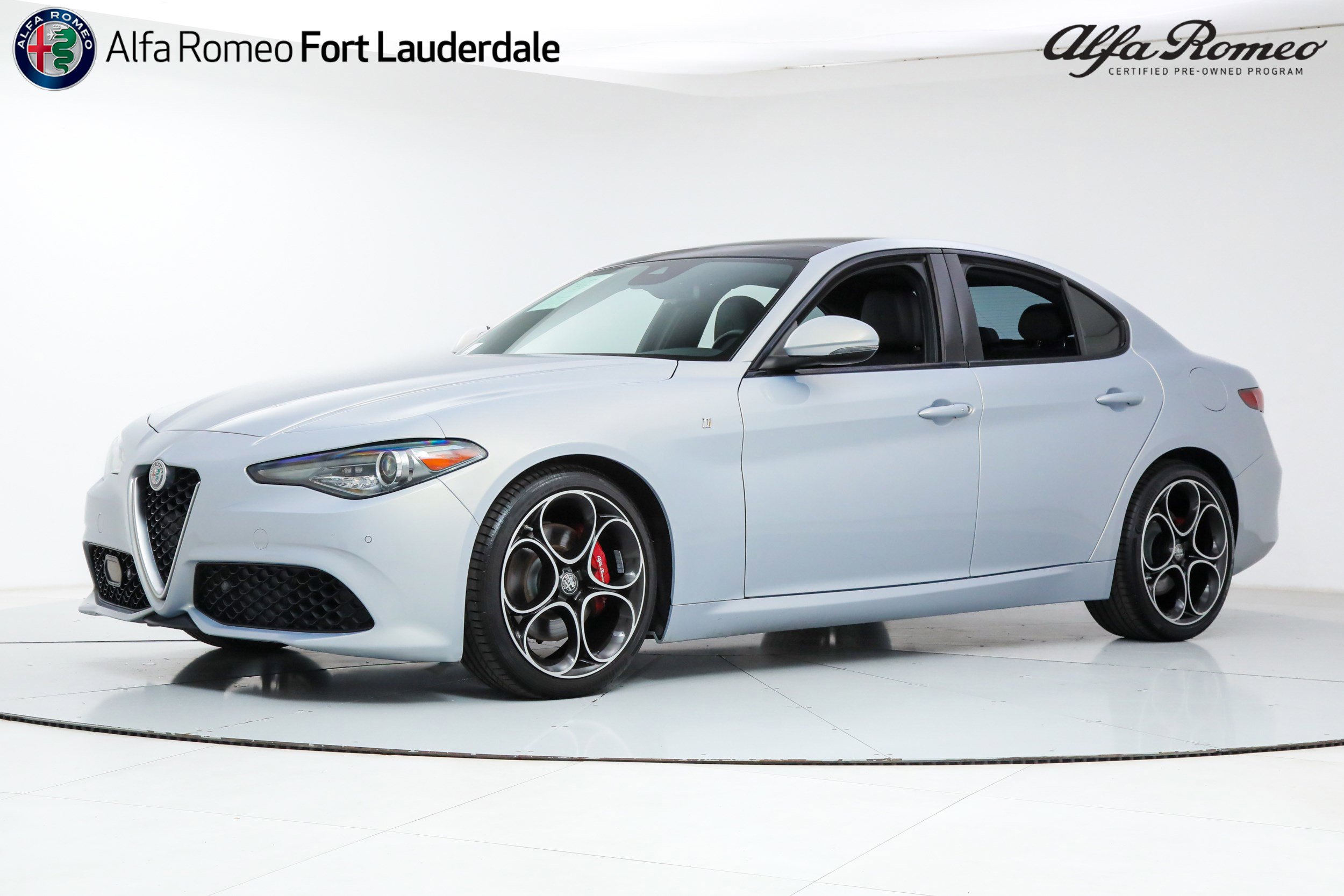 Used 2023 Alfa Romeo Giulia Ti w/ Active Assist Plus Package image 1