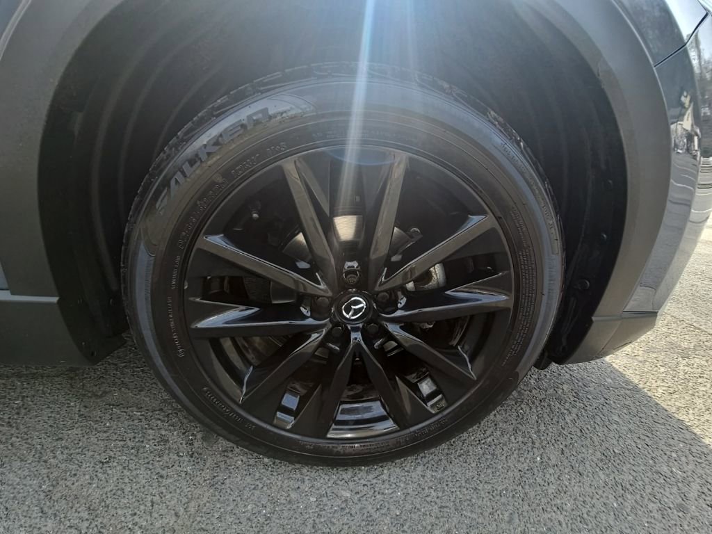 Certified 2023 MAZDA CX-9 Carbon Edition AWD/4WD image 17