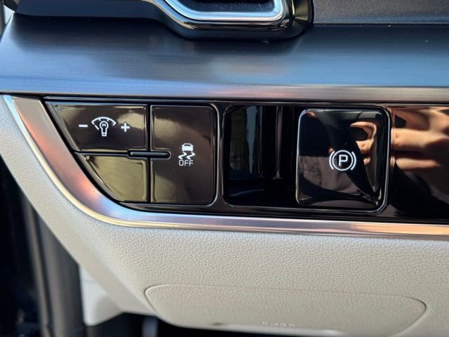 Certified 2025 Kia Sportage EX FWD image 25
