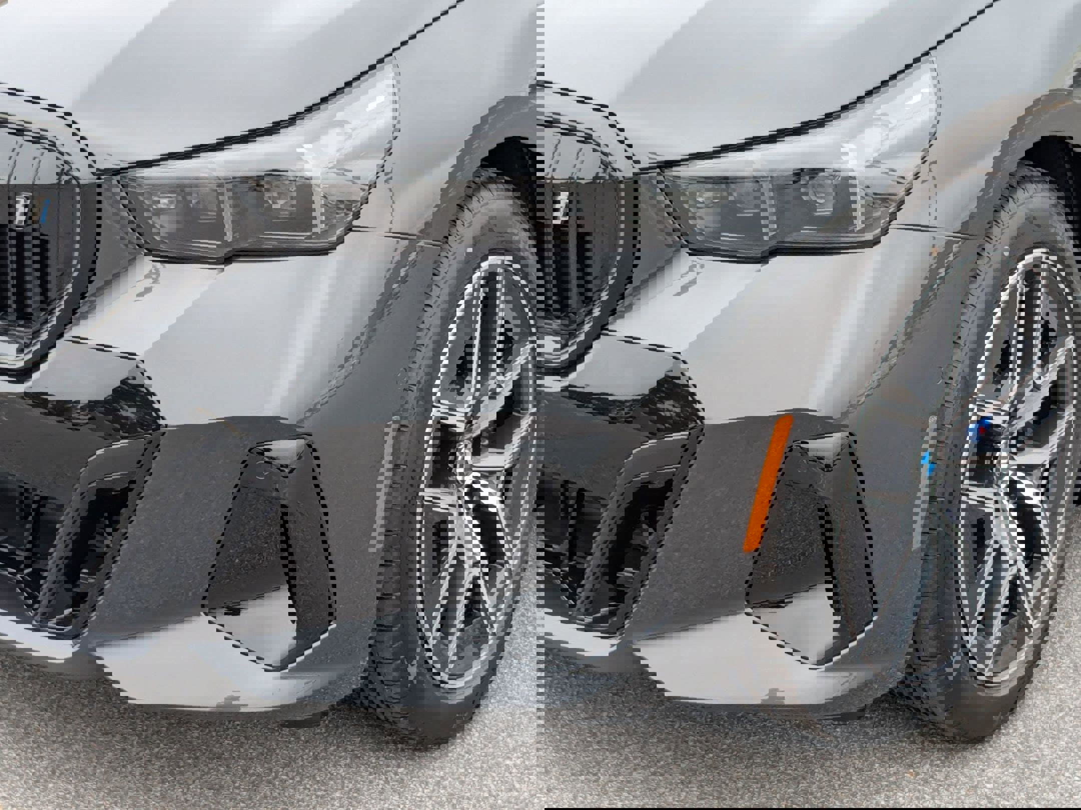 New 2026 BMW i5 eDrive40 w/ Executive Package image 9
