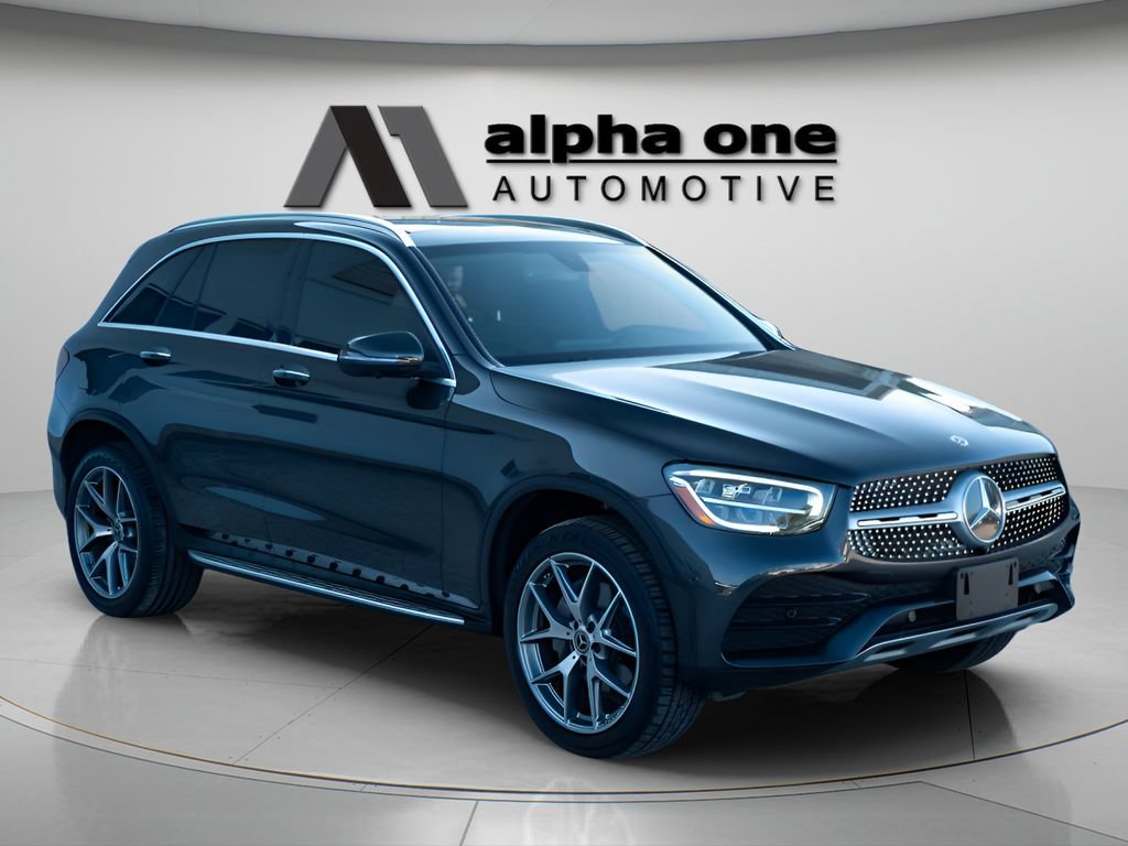 Used 2021 Mercedes-Benz GLC 300 image 3
