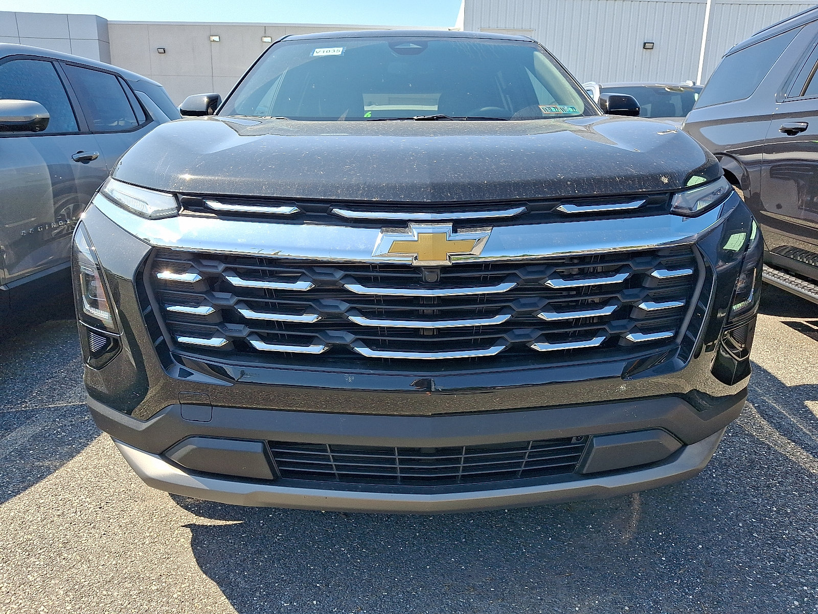 New 2027 Chevrolet Equinox LT w/ LPO, Floor Liner Package AWD/4WD image 2