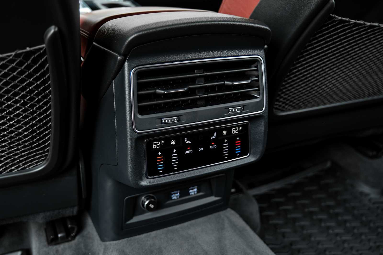 Used 2020 Audi SQ7 Premium Plus image 42