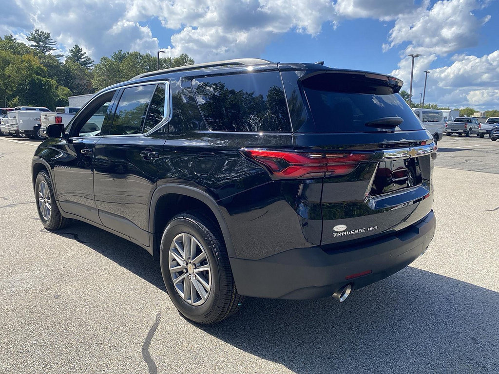 Used 2023 Chevrolet Traverse LT w/ LPO, Floor Liner Package AWD/4WD image 6