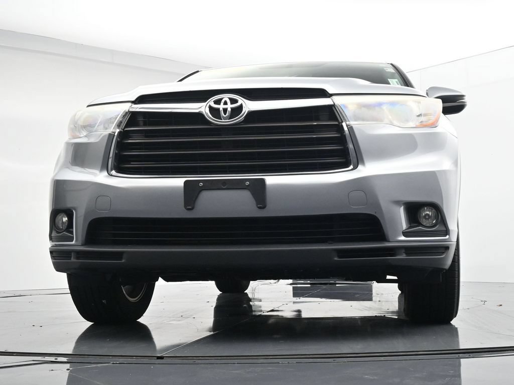 Used 2016 Toyota Highlander Plus AWD/4WD image 35