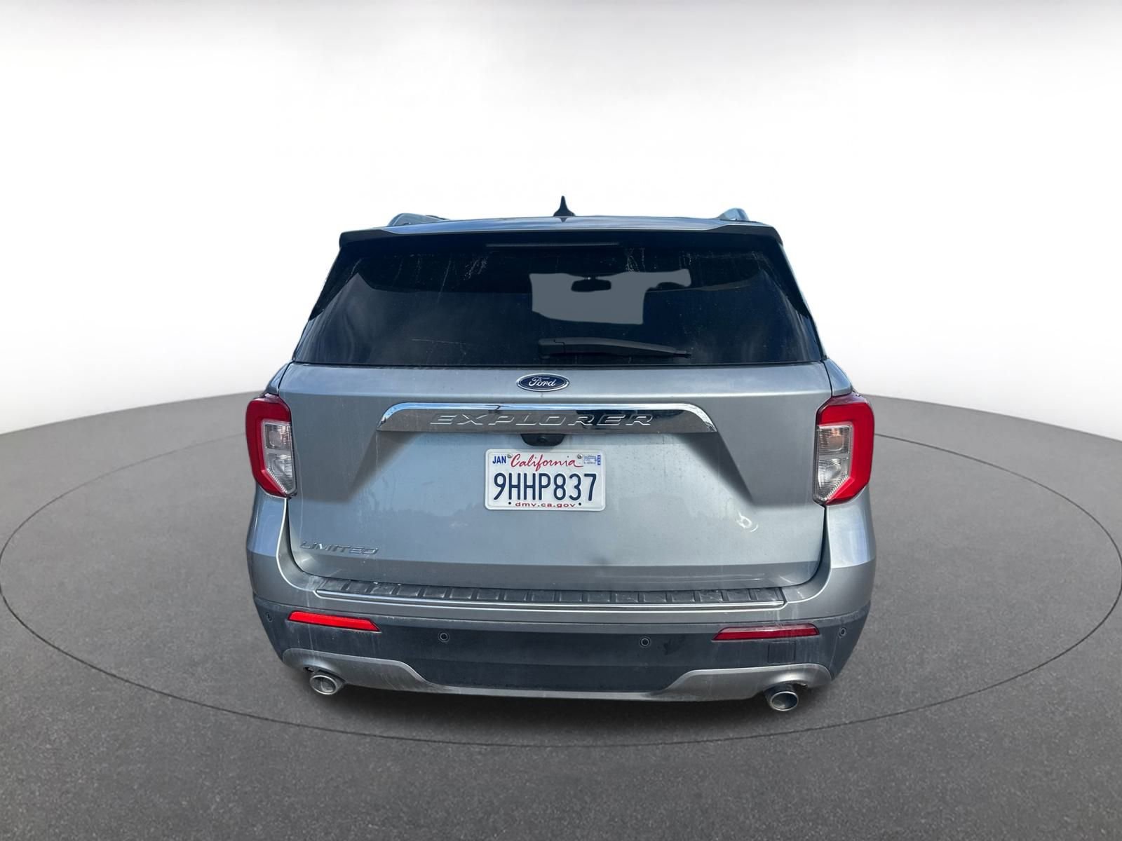 Used 2024 Ford Explorer Limited image 4