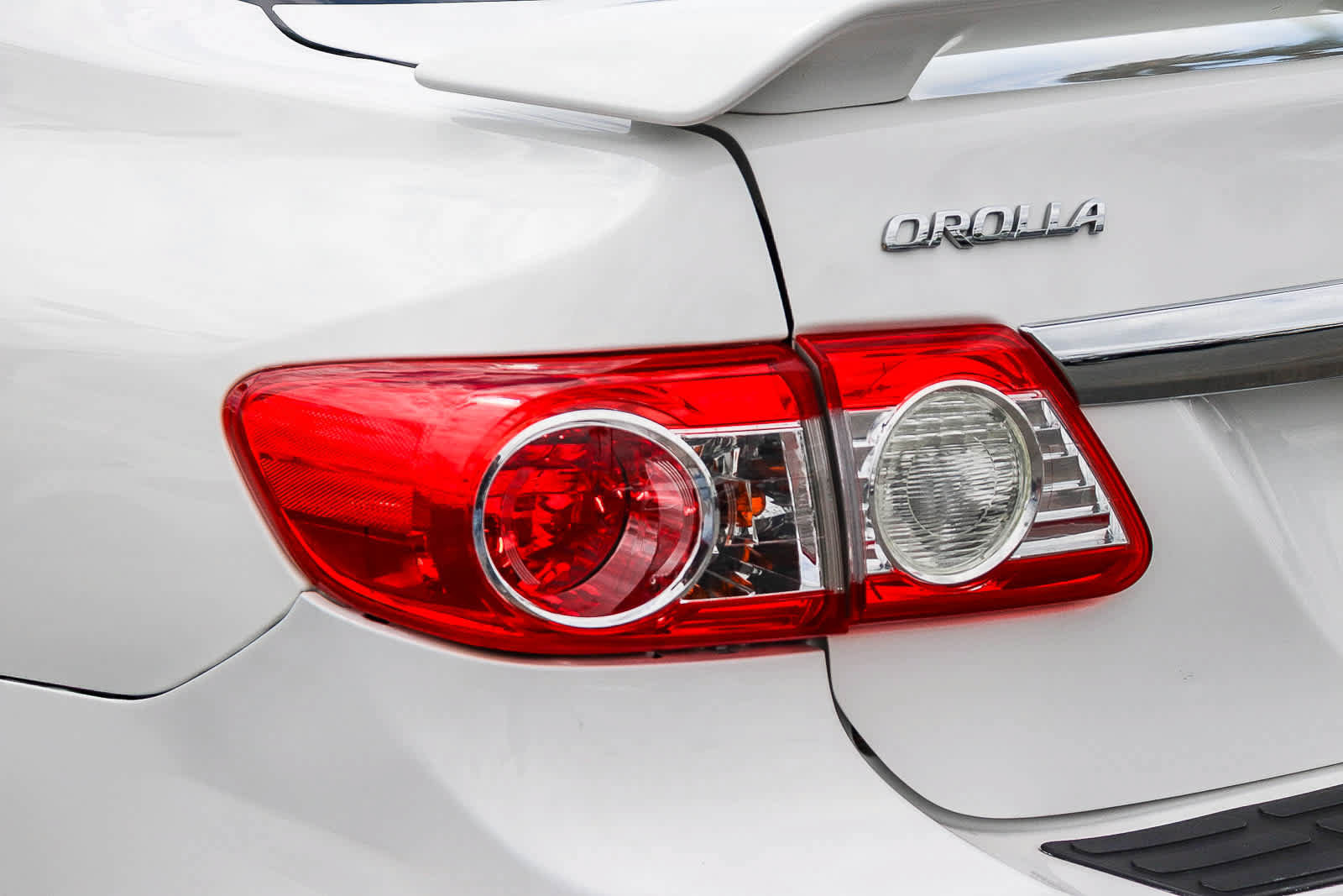 Used 2013 Toyota Corolla S FWD image 11