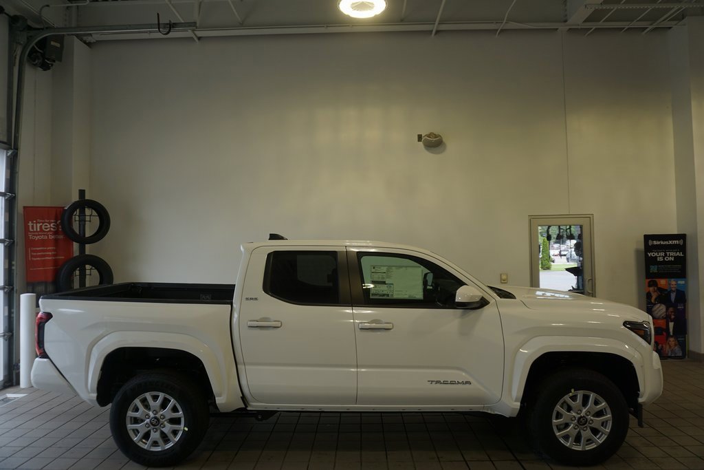 New 2025 Toyota Tacoma SR5 image 14