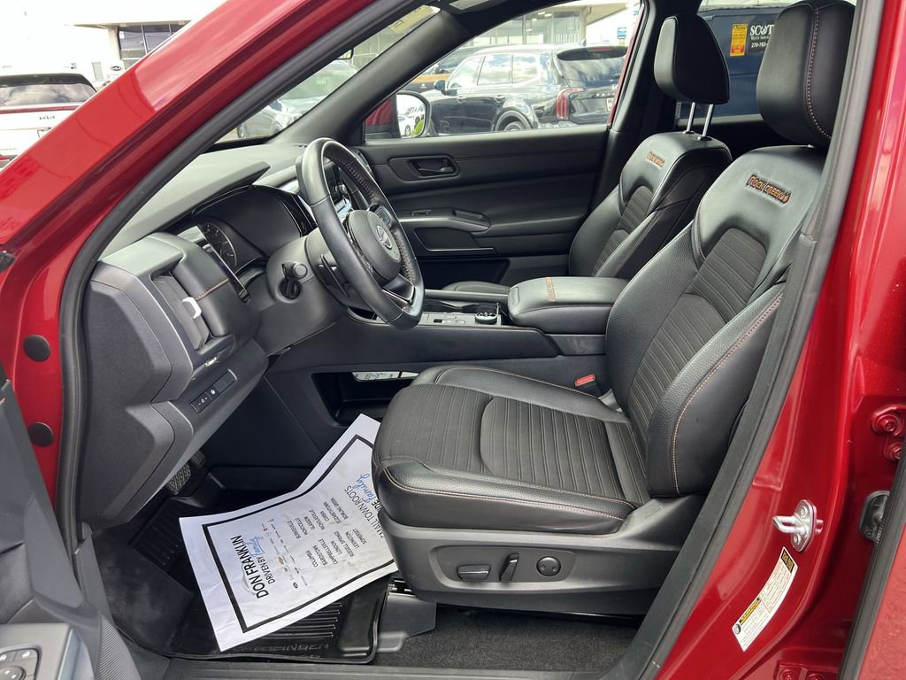 Used 2023 Nissan Pathfinder Rock Creek AWD/4WD image 11