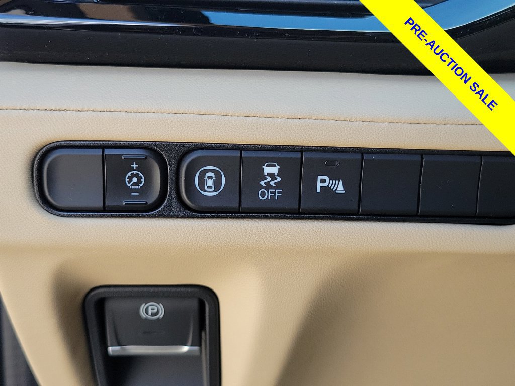 Certified 2025 Acura MDX w/ Technology Package FWD image 25