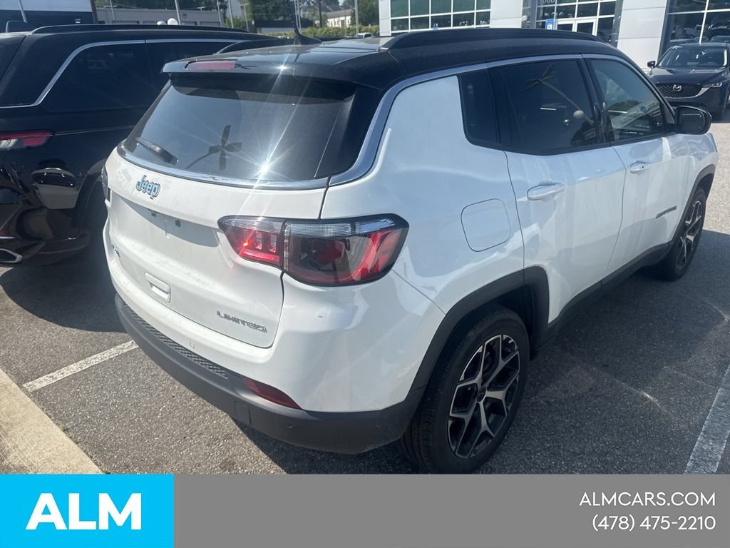 Used 2025 Jeep Compass Limited AWD/4WD image 10