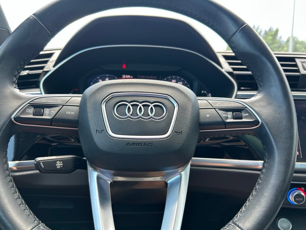 Used 2020 Audi Q3 2.0T Premium w/ Convenience Package AWD/4WD image 22