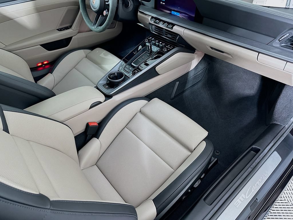 Certified 2026 Porsche 911 Carrera RWD image 30