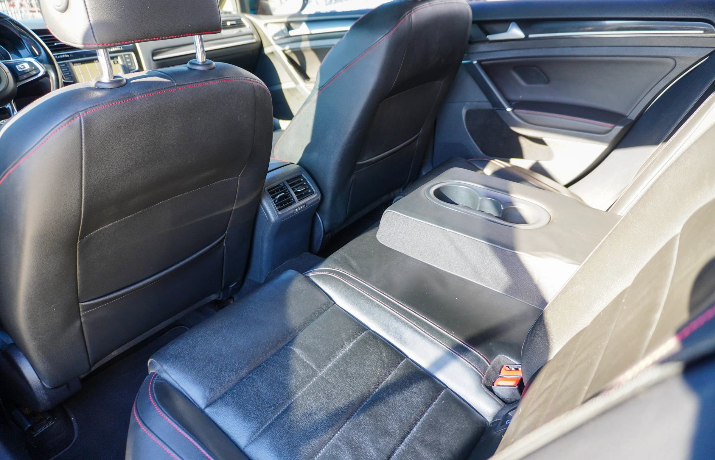 Used 2016 Volkswagen GTI Autobahn image 19