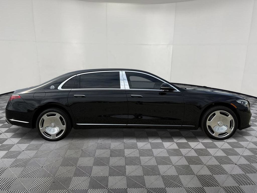Used 2024 Mercedes-Benz Maybach S 580 4MATIC image 4