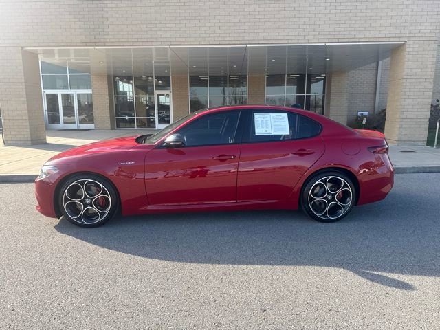 Used 2022 Alfa Romeo Giulia Veloce