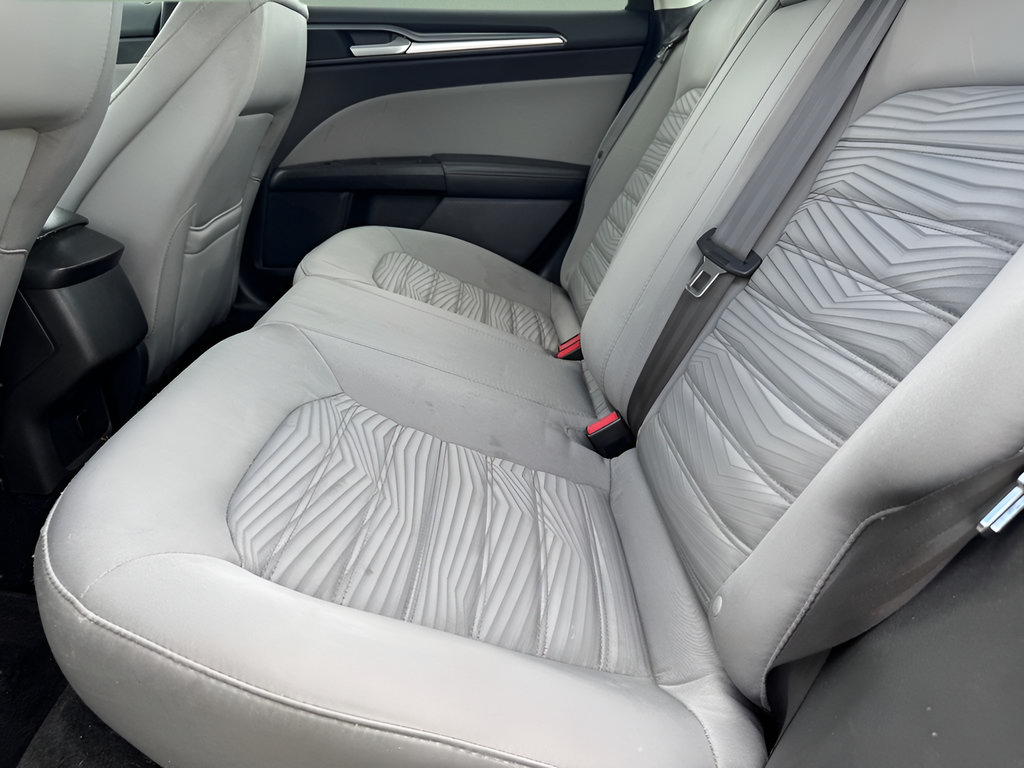 Used 2016 Ford Fusion S FWD image 15