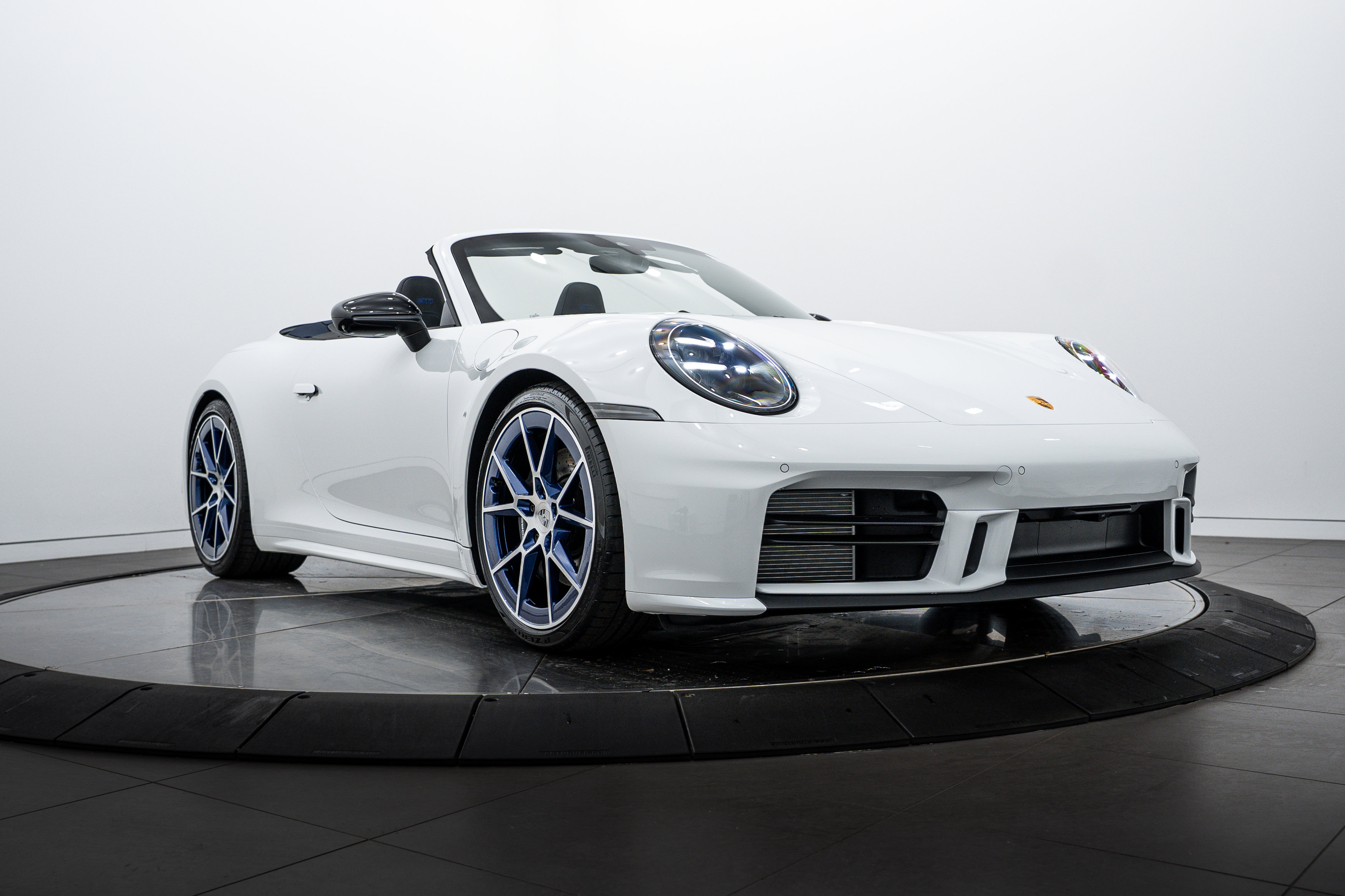 New 2026 Porsche 911 Carrera T image 9