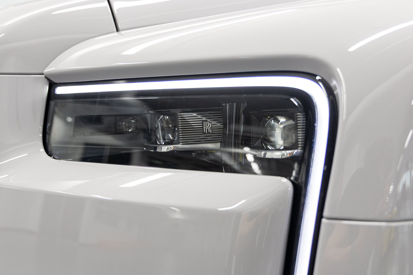 New 2027 Rolls-Royce Cullinan AWD/4WD image 14