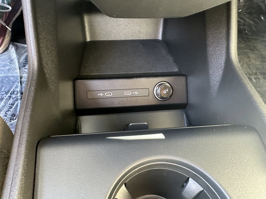 Used 2024 Audi Q4 e-tron Premium w/ Convenience Package image 27