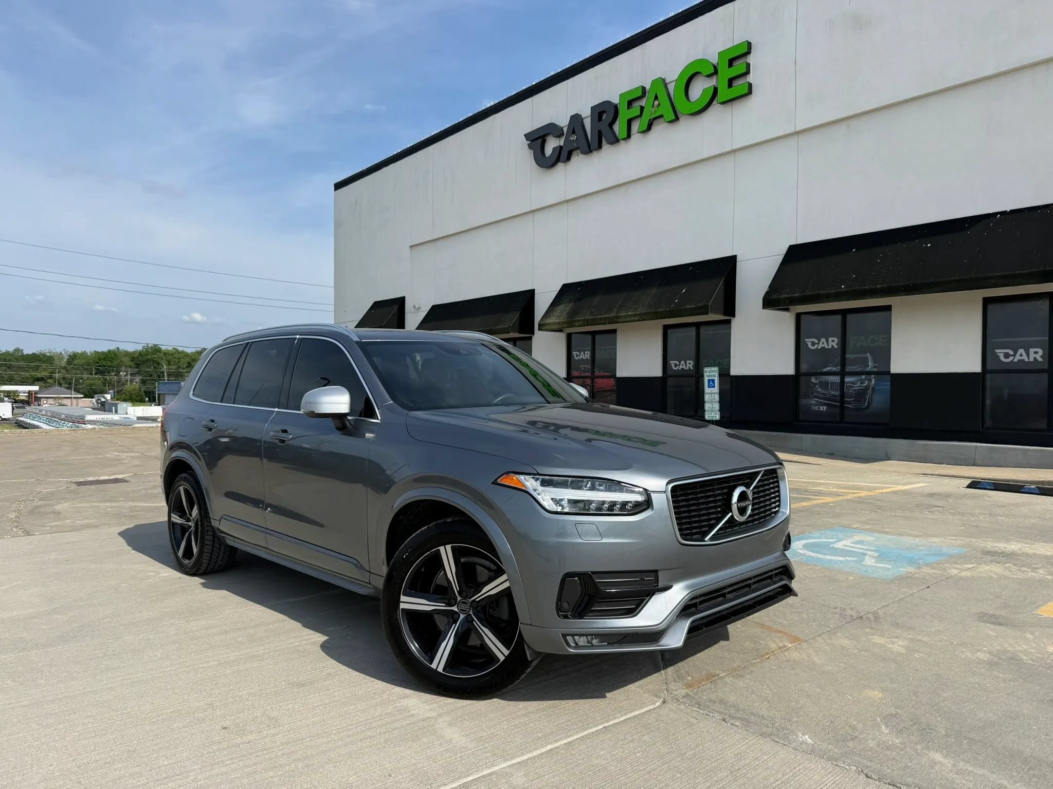 Used 2016 Volvo XC90 T6 R-Design AWD/4WD image 1