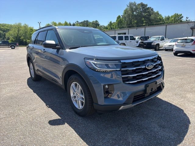 New 2026 Ford Explorer Active w/ Active Comfort Package RWD image 3