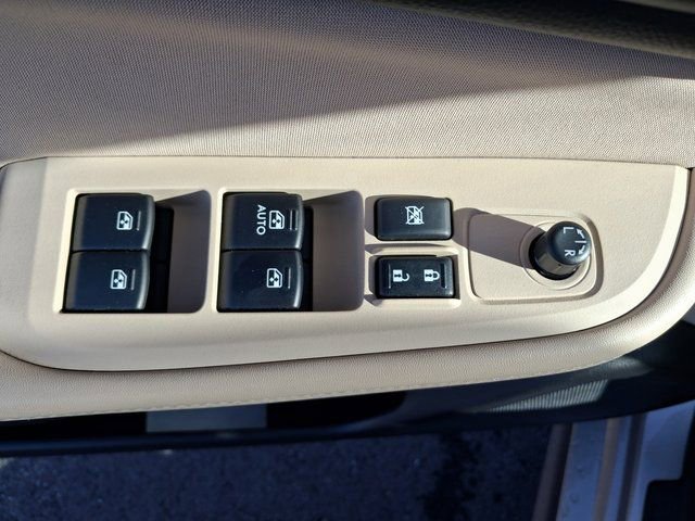 Used 2017 Subaru Legacy 2.5i w/ Alloy Wheel Package image 18