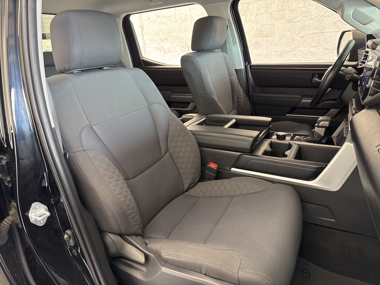 Used 2022 Toyota Tundra SR5 AWD/4WD image 47