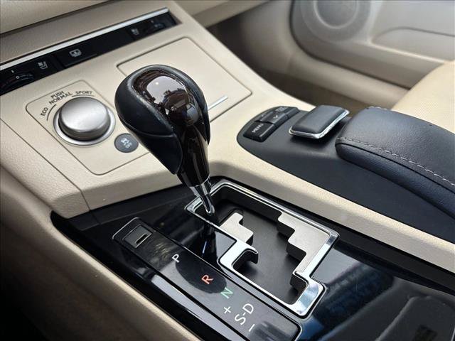 Used 2014 Lexus ES 350 w/ Luxury Package FWD image 18