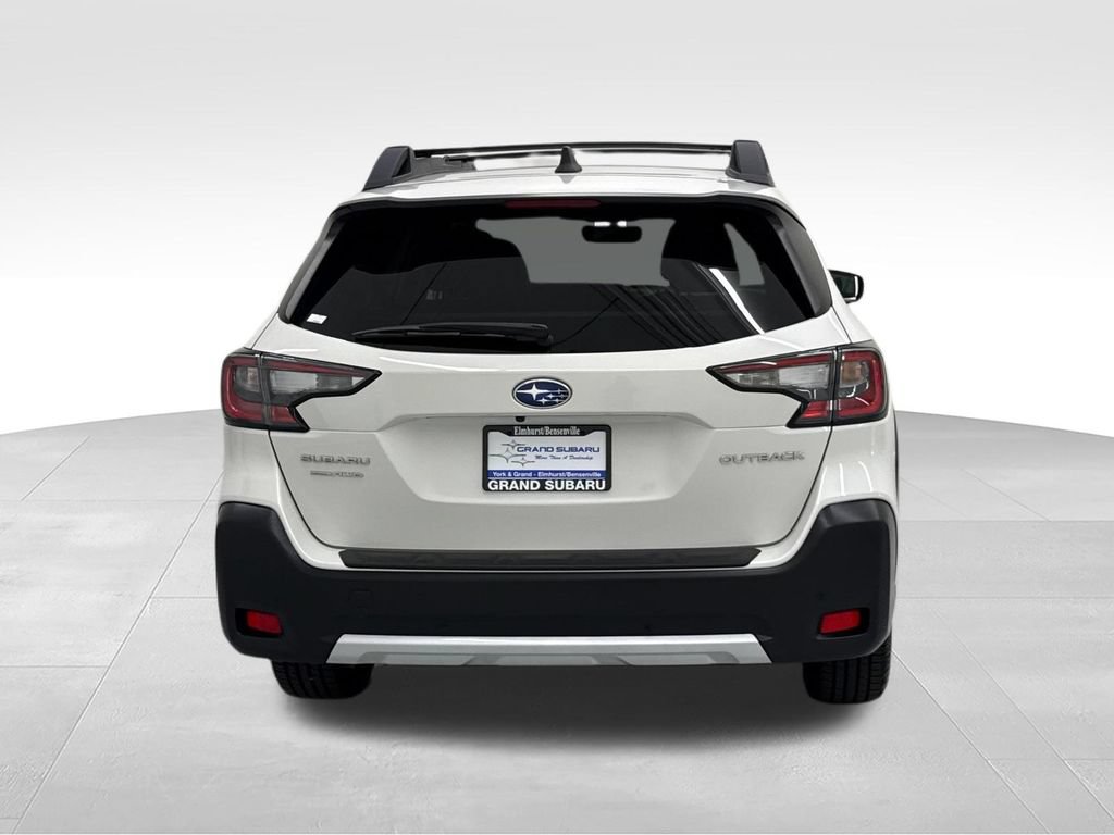 Used 2025 Subaru Outback Limited AWD/4WD image 6