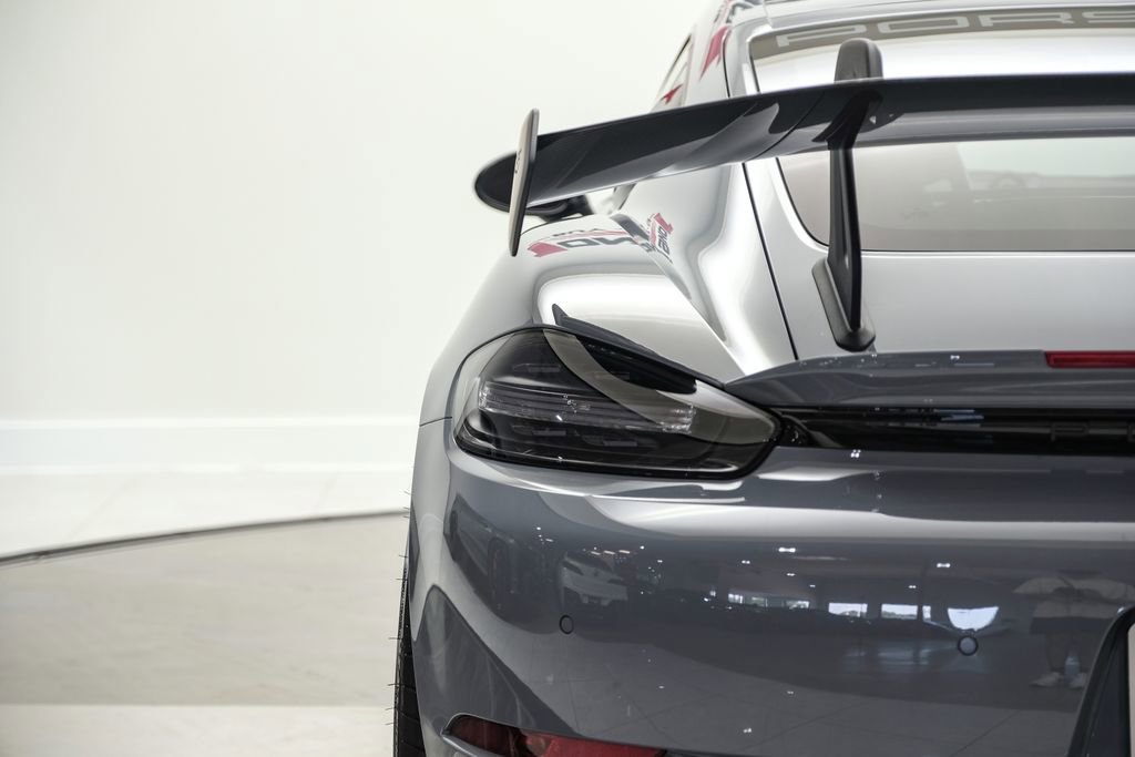 Used 2025 Porsche 718 Cayman GT4 RS w/ Weissach Package RWD image 39