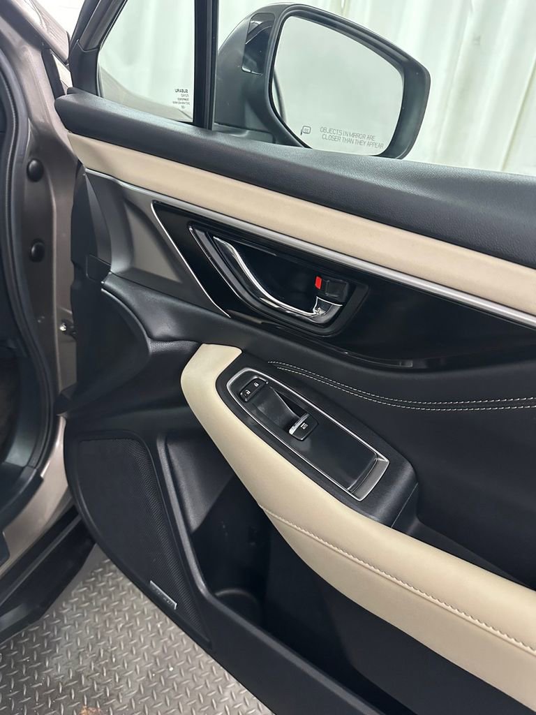 Used 2021 Subaru Outback Limited image 36