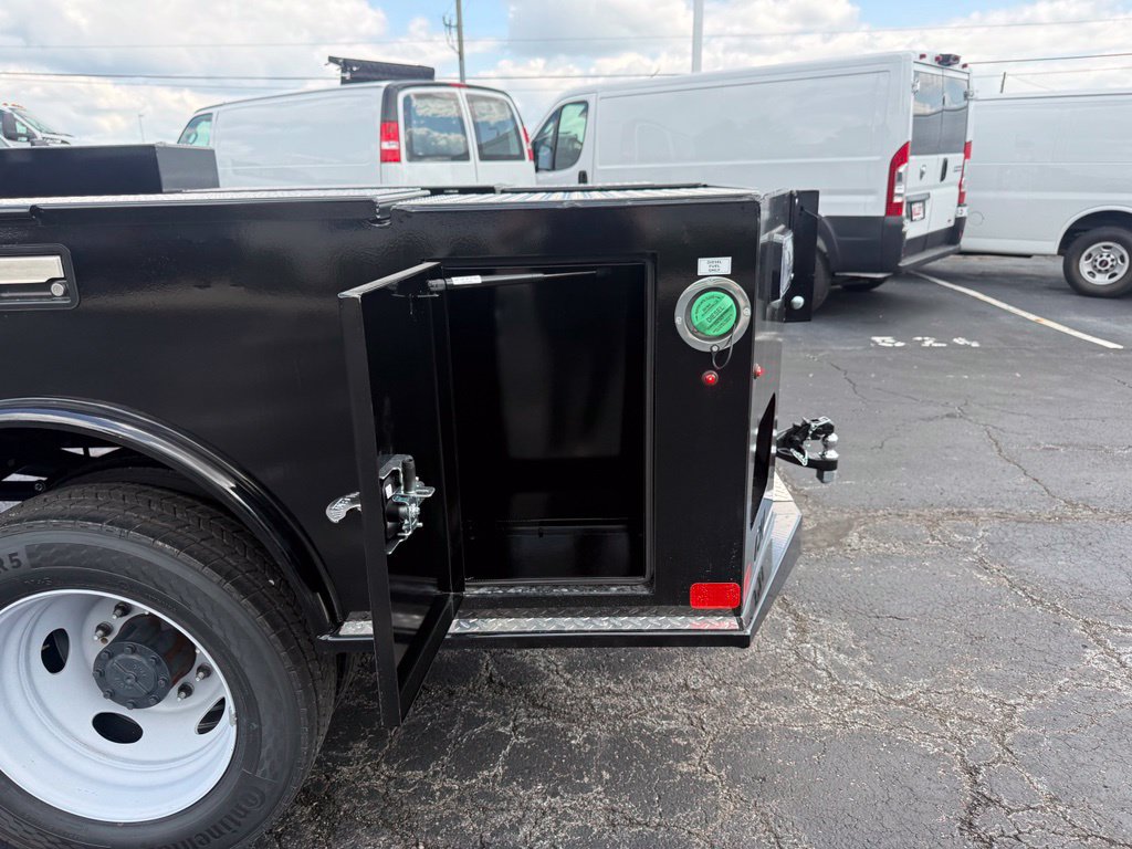 New 2026 Ford F550 4x4 Regular Cab Super Duty image 42
