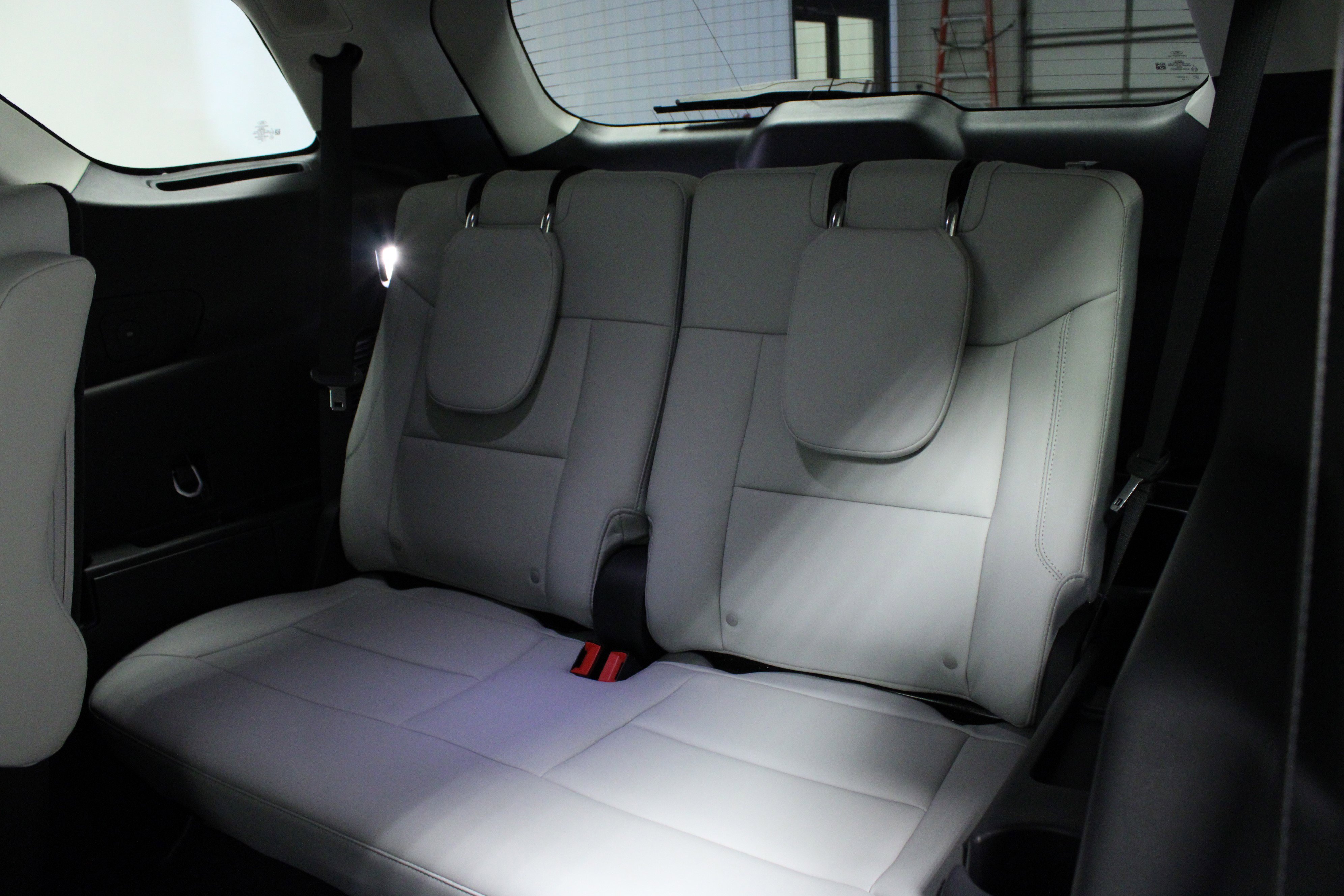 Used 2025 Ford Explorer Platinum w/ Ultimate Package image 14