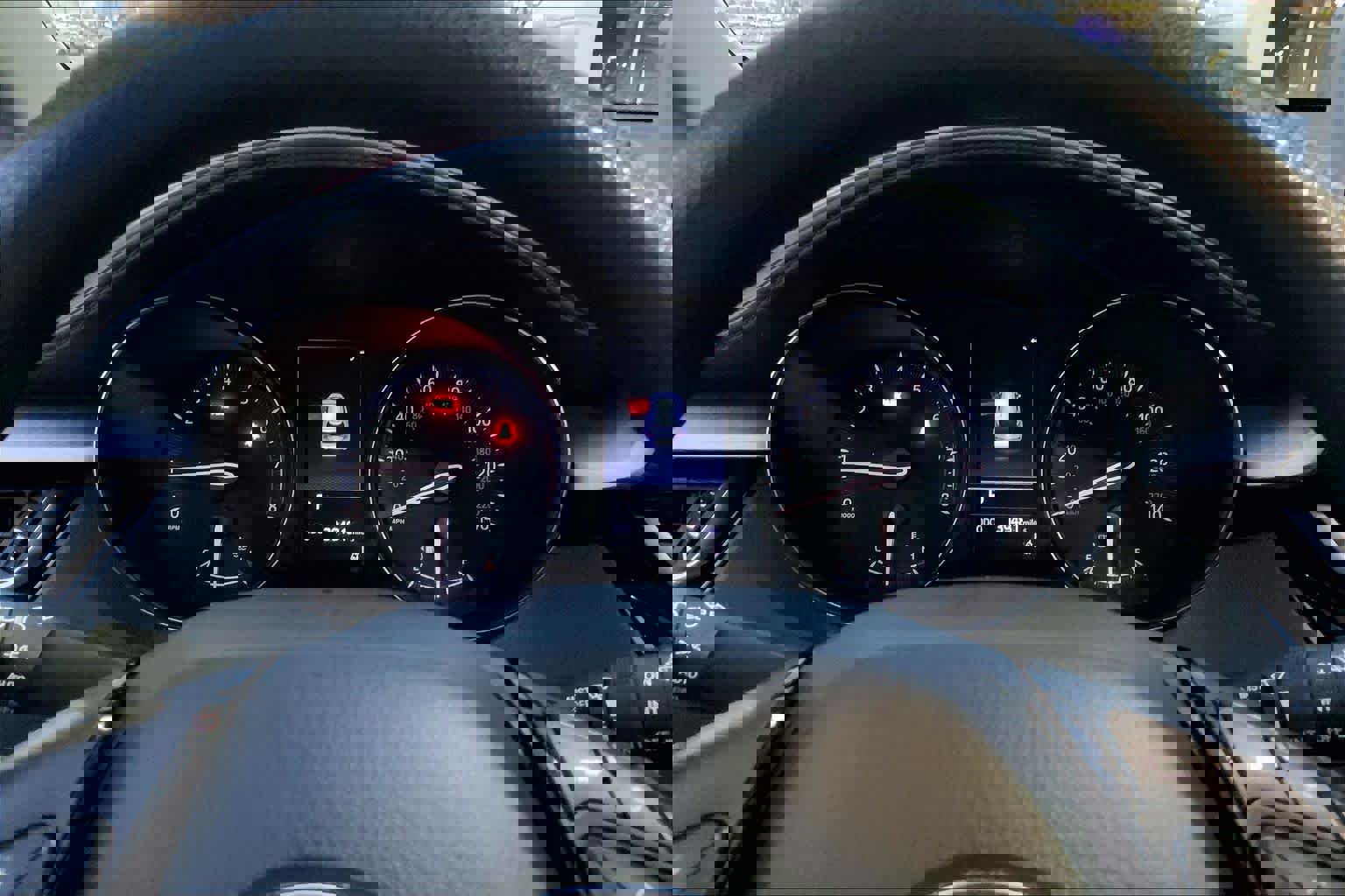 Used 2021 Toyota C-HR LE image 24