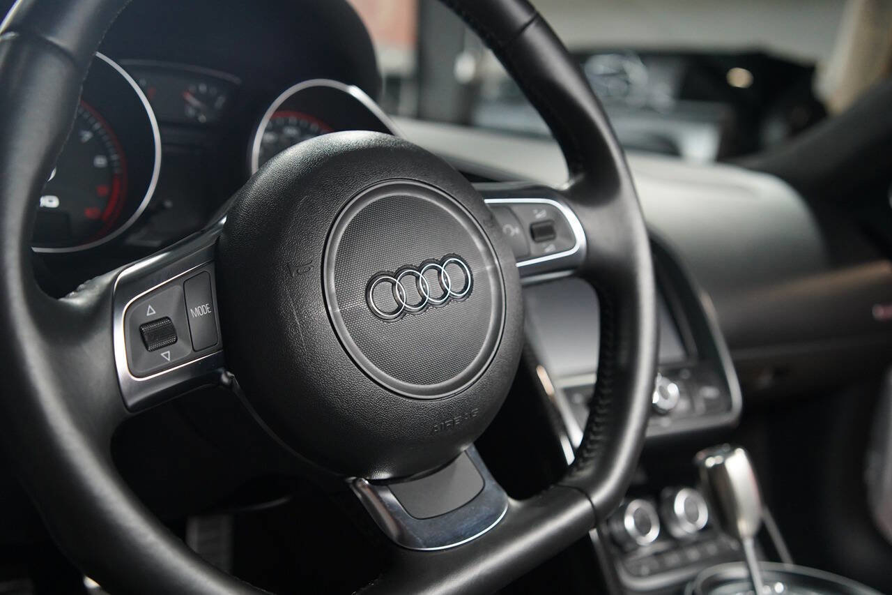 Used 2009 Audi R8 V10 AWD/4WD image 59