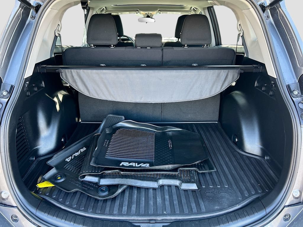 Used 2017 Toyota RAV4 XLE w/ Plus Extra Value Package FWD image 24